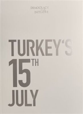 15 Temmuz Fotoğraf Albümü Büyük Boy, İngilizce - 1