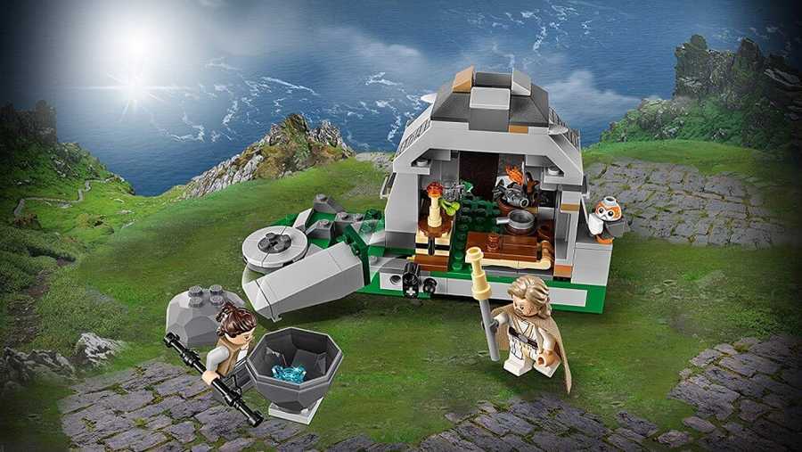 Lego Star Wars Ahch-To Island Training