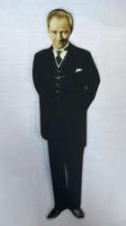 Atatürk Ayraç 1 - Aylak Adam Kültür Sanat Yayıncılık