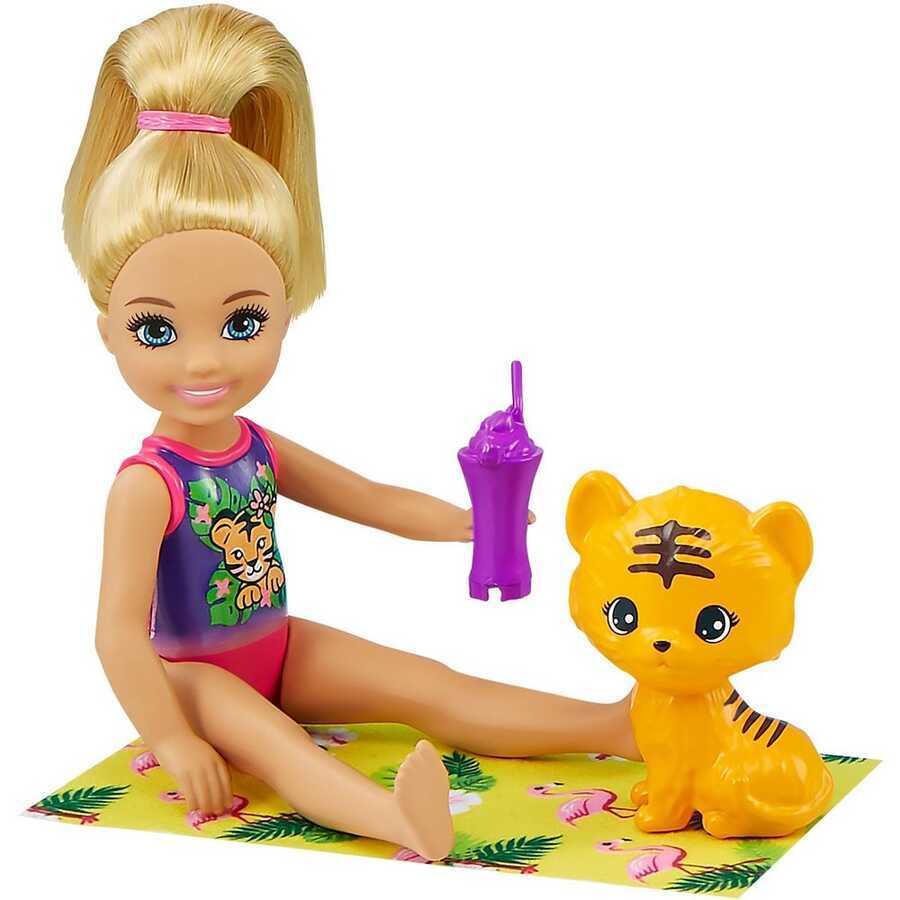 Barbie ve Chelsea Kayıp Doğum Günü Havuz Partisi Oyun Seti GTM85