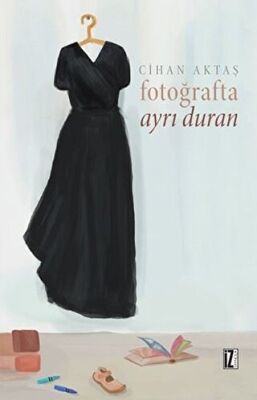 Fotoğrafta Ayrı Duran kapağı