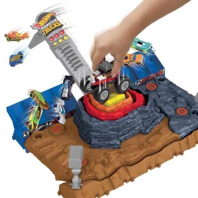 Hot Wheels Hnb96 Monster Trucks Muhteşem Çarpışma Arenası - 2