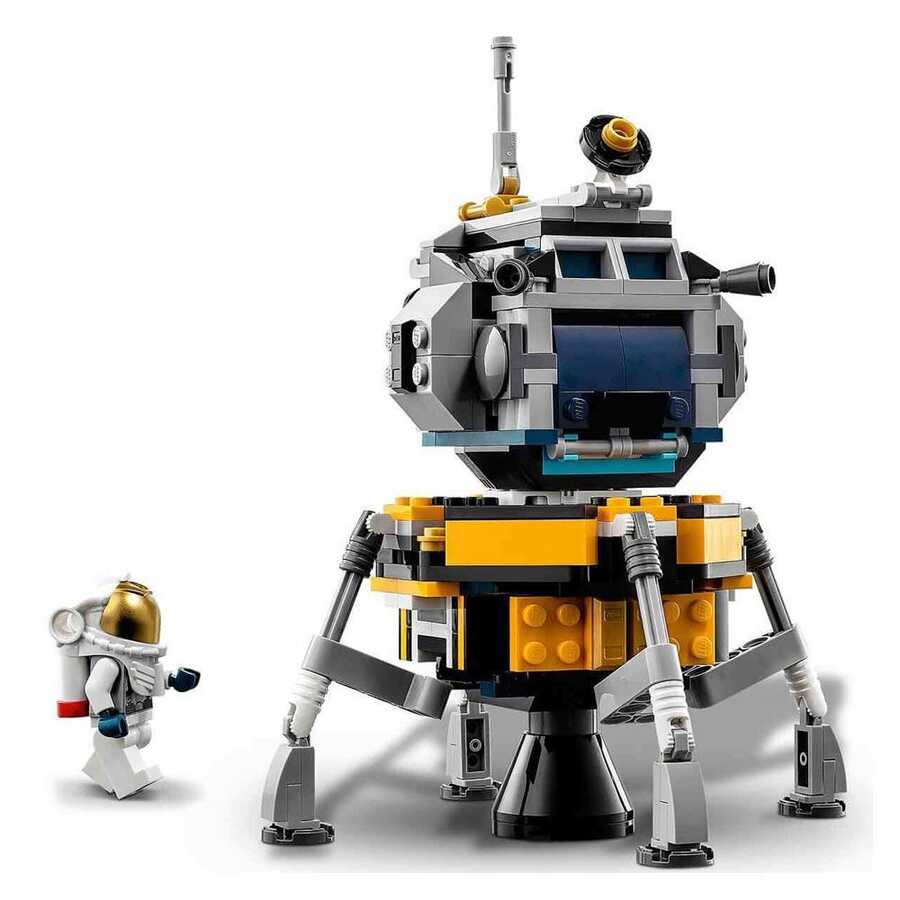 Lego Creator 3 in 1 Uzay Mekiği Macerası 31117