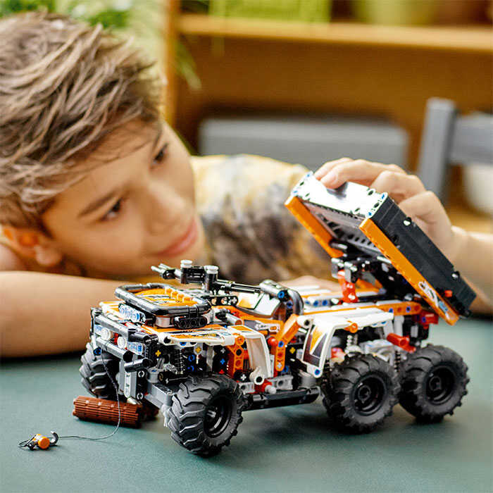 LEGO Technic Arazi Aracı 42139 - 4