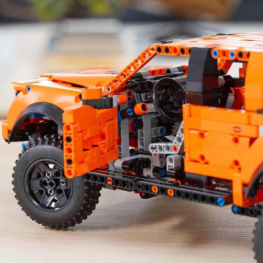 Lego Technic Ford F-150 Raptor 42126 - 5