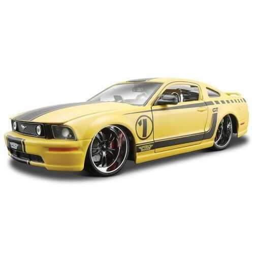 1-24 2006 Ford Mustang GT