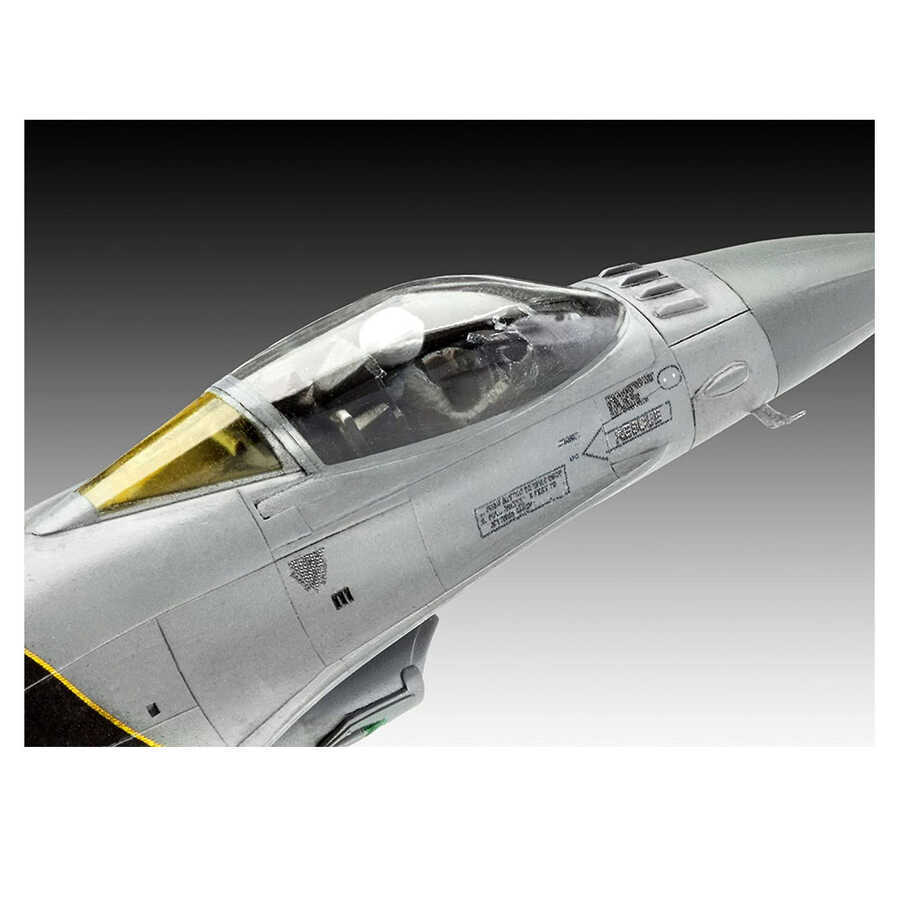 Revell Maket F-16 Mlu 3905