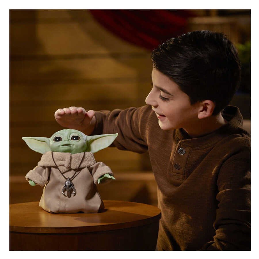 Star Wars The Child Animatronic Edition Baby Yoda