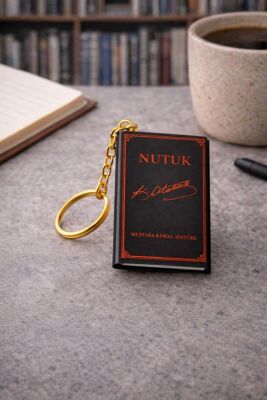 Yıldız Defter 4,5x7cm Kitap Anahtarlık - Nutuk - 1