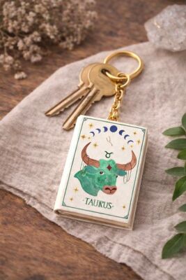 Yıldız Defter 4,5x7cm Kitap Anahtarlık - Taurus Boğa Burcu - 1