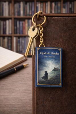 Yıldız Defter 4,5x7cm Kitap Anahtarlık - Uğultulu Tepeler - 1