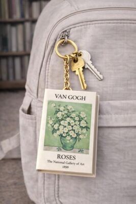 Yıldız Defter 4,5x7cm Kitap Anahtarlık - Van Gogh Roses - 2