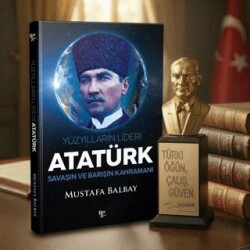 Yüzyılların Lideri Atatürk ve Atatürk Büstü - Halk Kitabevi